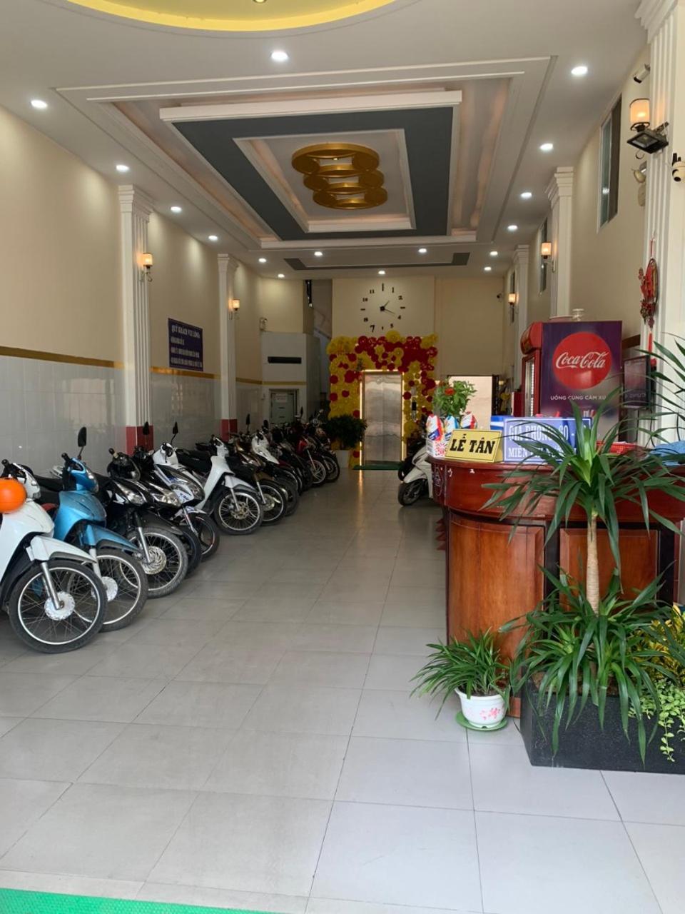 Nha Nghi Thanh Xuan- Co Cho Thue Xe May Va Xuat Hoa Don Ap Dong An Zewnętrze zdjęcie
