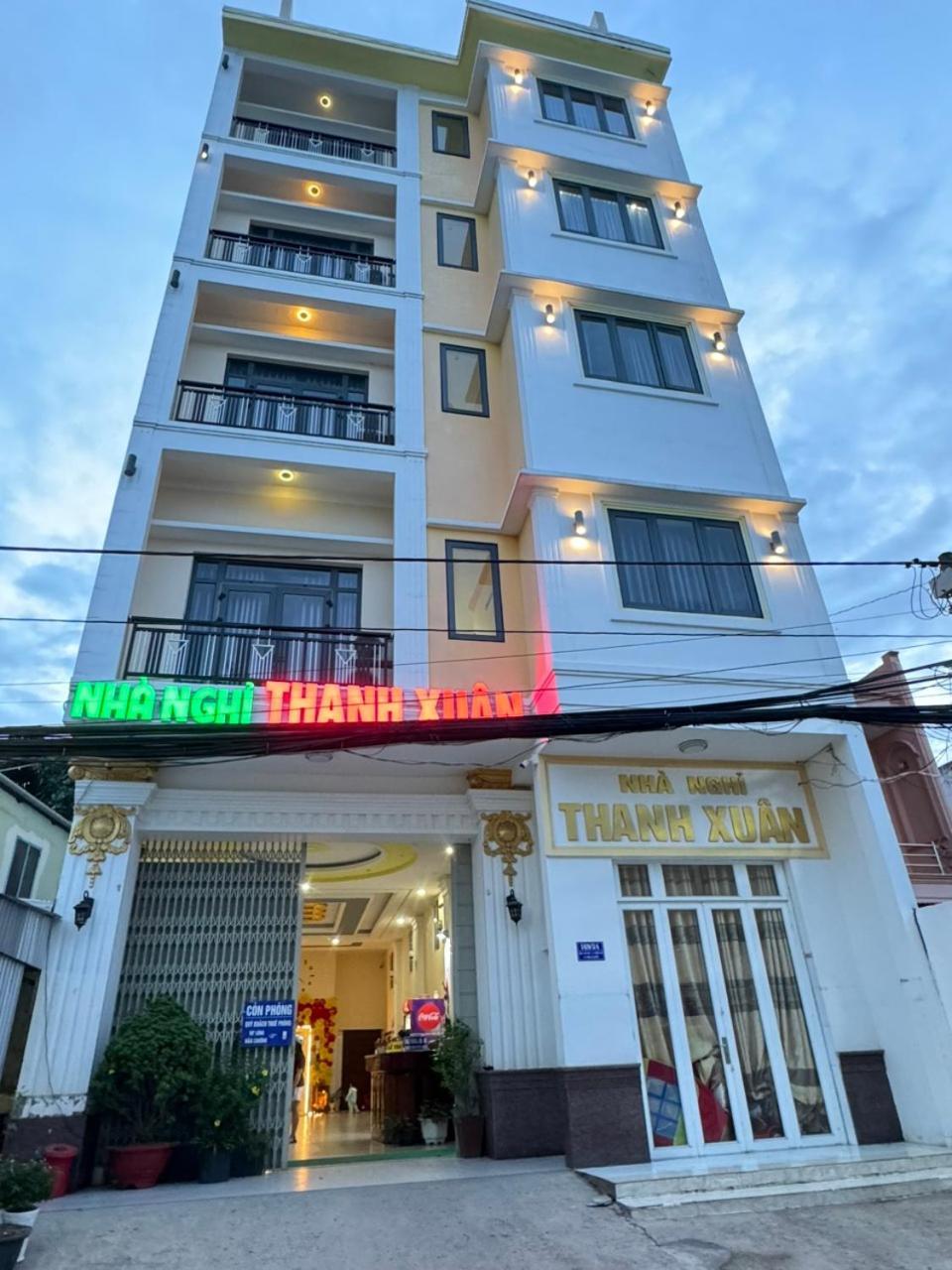 Nha Nghi Thanh Xuan- Co Cho Thue Xe May Va Xuat Hoa Don Ap Dong An Zewnętrze zdjęcie